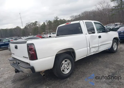 2004 Chevrolet Silverado 1500 Ls z USA, uszkodzony, nr VIN 2GCEC19V641136788